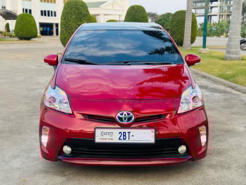 Toyota Prius 012 Option 4 deluxe Saolar