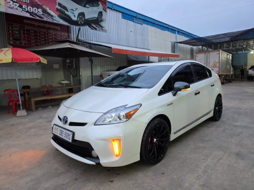 TOYOTA PRIUS 2010 ឡើង2012 Option3 Speaker JBL