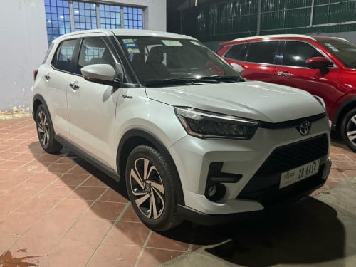 Toyota Raize 2022 ប្រើបាន9000គីឡូ