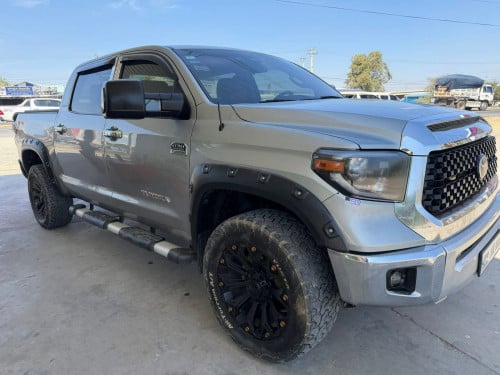 Tundra 08  Up 21ប៉ុង 2 ហ្កាស់រួច