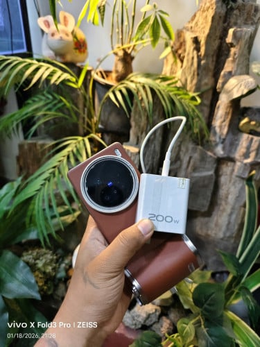 Vivo x100 ultra CH/ram16+16/512G/zin all/98%