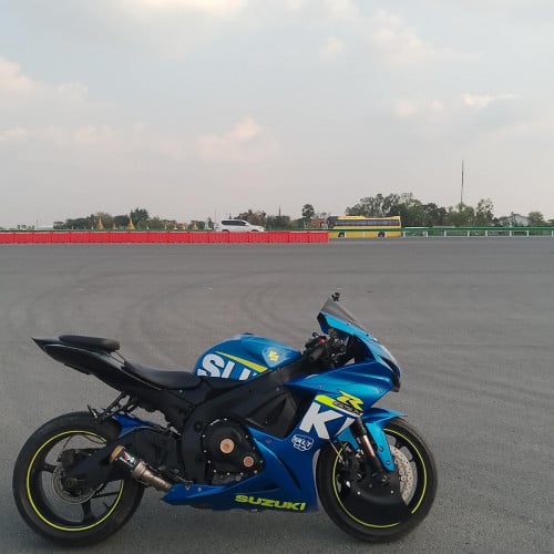 ម៉ូតូលក់