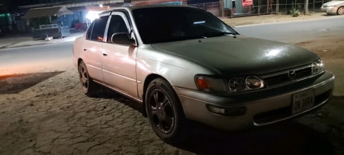 លក់ប្រញាប់លុយឡានស្អាតមាសុីនរត់ស្រួល