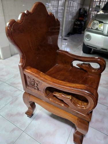 សាឡុងឈើ បេង