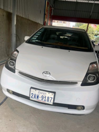 ០៦លានខ្ចី