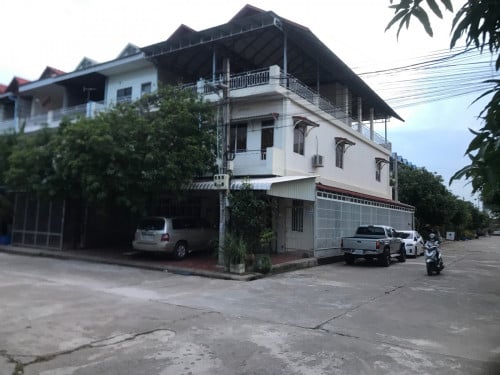 ផ្ទះលក់