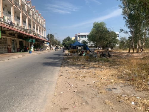 ដីលក់ក្រោយរោងចក្រកាណាឌីយា ផ្លូវវ៉េងស្រេង