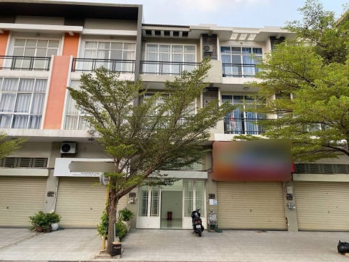 ផ្ទះអារជីវកម្មសម្រាប់ជួល