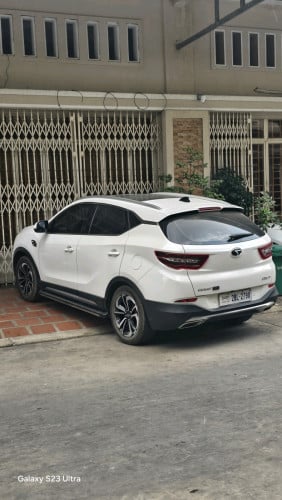 ឡាននៅថ្មីជិះបានជាង2មុឺនគីឡូ