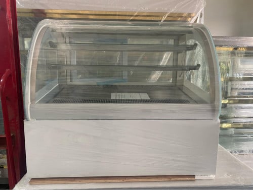 ទូរតាំងនំខេក ខ្នាតតូច