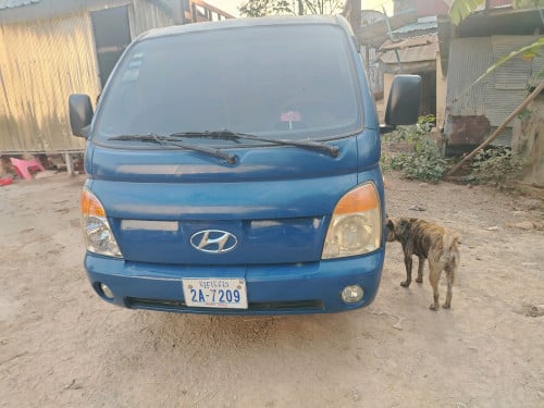 ឡានលក់ឆ្នាំ04ម្ចាស់ដេីម