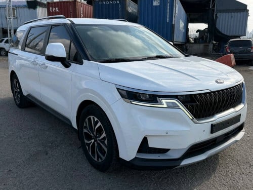 ឆ្នាំ 2021 full option ក្នុងលឿង