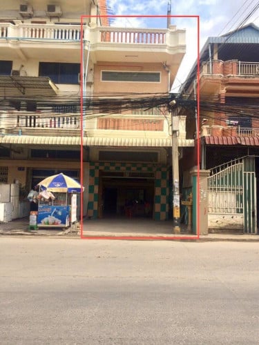 ផ្ទះលក់បន្ទាន់ ជាប់ផ្លូវធំ 371