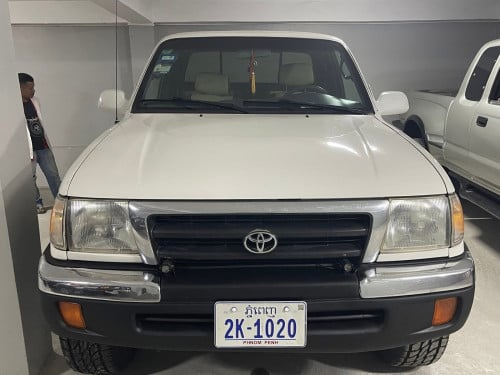 តាកូម៉ា ឆ្នាំ99 តួខ្ពស់ V4 លេខអូតូ ឡានថ្មី