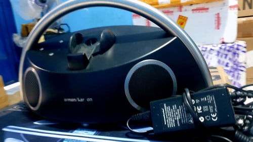 បាស់ Harman Kardon ស្អាតមួយទឹកអាមេរិក : $120