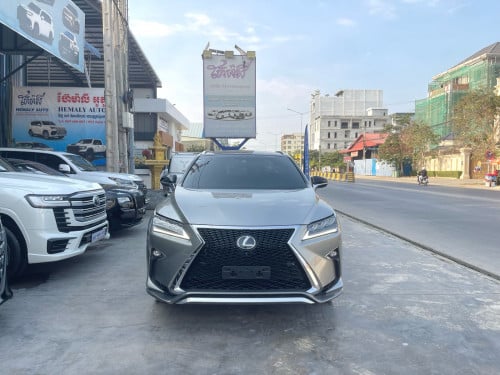 #Lexus Rx 300 F-Fport Full options •• 2019 ••• ម្ចាស់ដើមទិញថ្មី ខ្លាញ់គោ ១ ម្ចាស់ ( សោ 3គ្រាប់ )