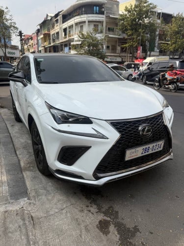 ឡានលក់​ NX 300 Option ARab ទេីបតែជិះបាន​ជាង​ 6មុឺនគីឡូ​ ប្រភេទឡានថ្មីស្រុកខ្មែរ​ speech Arab