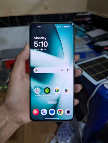 លក់One Plus 11 5G កប់ណាស់