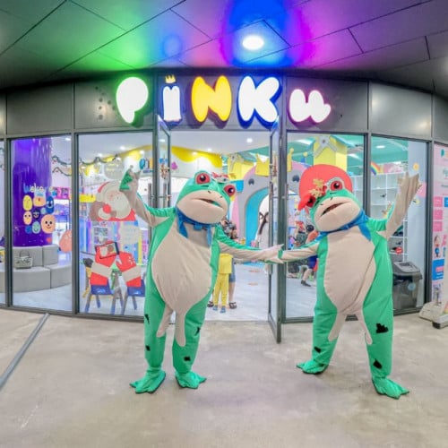 ផ្នែក Service (Kids Play Ground)