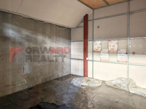 375 SQM Warehouse available for rent in Boeng Trobek Area.