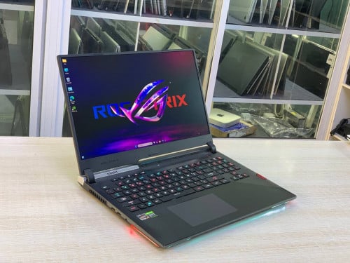 Asus ROG Scar Strix G17 17.3”FHD,300Hz,Per Key RGB