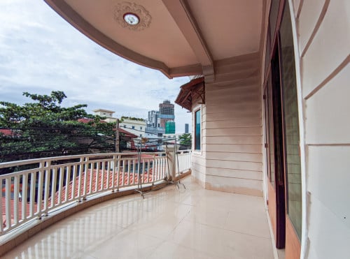 Big Balcony 2Bedroom Apartment for rent near Toul Kork Market