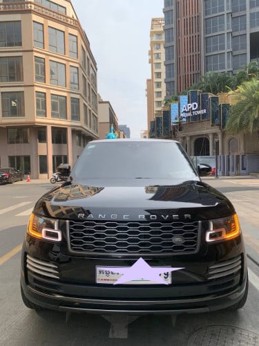 Cadillac ESCALADE 2021 Toyota Alphard 2013& RANG ROVER VOUGE 2018 TDV6 2-Tone Edition