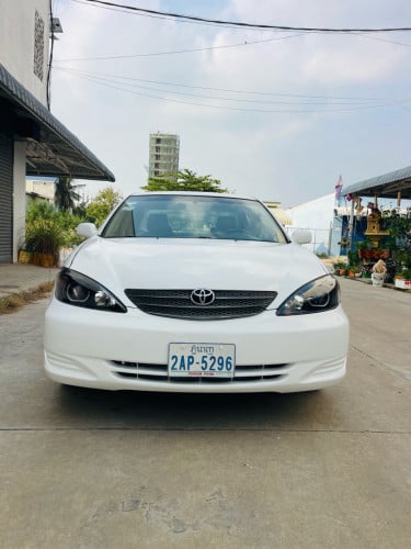 Camry LE 02ក្នុងលឿង