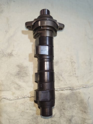 Camshaft XR250 ( ខ្នើយ XR250 )