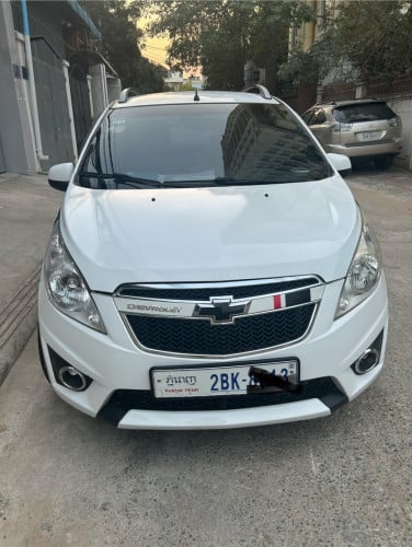 Chevrolet spark 2012 ឡានស្អាត