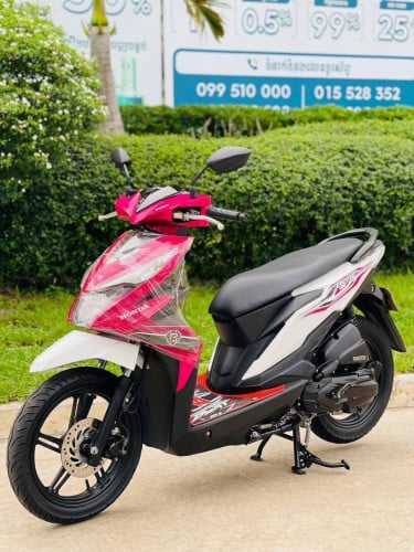Honda Beat 019 ក្រុមហ៊ុន ម៉ាសុីនតាន់ហាប់នែនស្ងាត់ជិះស្រួលស្ទុះមិនលាន់មិនហុយមានពន្ធកាតគ្រឺ