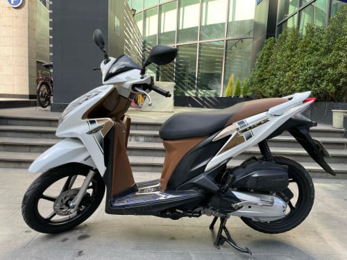 Honda Click125cc 2014 មានពន្ធកាតគ្រីស្លាកលេខ