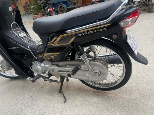 Honda Dream 024នៅស្អាតមានកាតគ្រីត្រឹមត្រូវលក់1740$