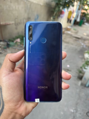 Honor20i Ram6 64g ស្អាត98%លក់25$ដាច់