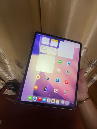 Ipad Pro 2020 4th (12.9inh) 1T get 1 line screen