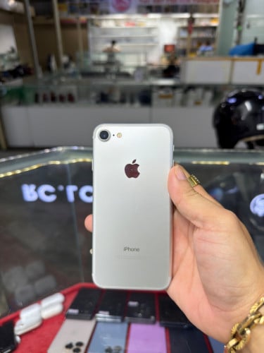 iPhone 7 J/A Silver HD32GB Phone Condition 97% 🔋86% , Bypass Sim&WiFi