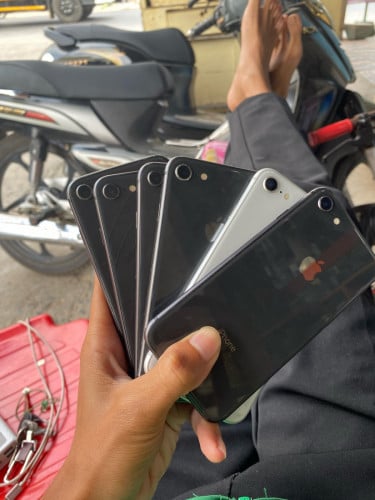 iPhone 8g អត់ជាប់