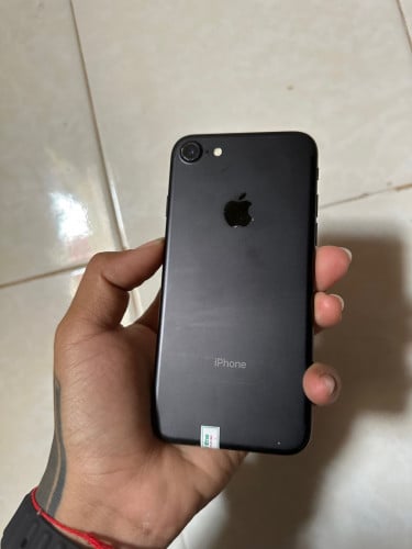 iPhone7 128g ស្នុំសុីនមានស្កេនអត់ជាប់ iCloud ថ្មនៅ79%សំបកស្អាត97% កាំមេរ៉ាខ្ចីមុខក្រោយលក់35$ដាច់📥