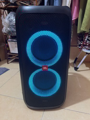 JBL partybox100