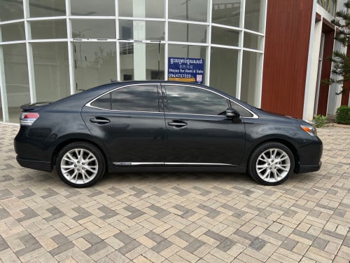 Lexus Hs 250h 17900 ម្ចាដ់ដើម