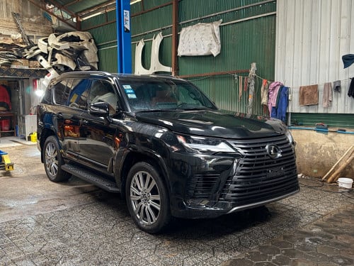 Lexus LX600 VIP KURO 2023