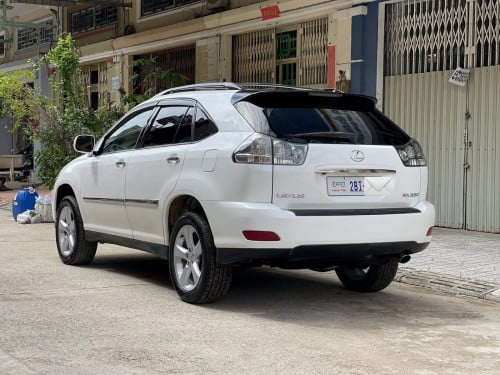 Lexus RX330 years 2005, Pong 2 haft full