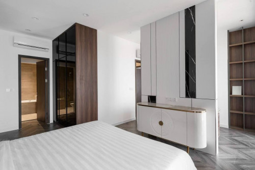 Luxurious Penthouse 3 Bedrooms Condo for RENT near AEON Mall 1