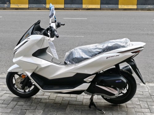 PCX 2026 ក្រុមហ៊ុន 125cc