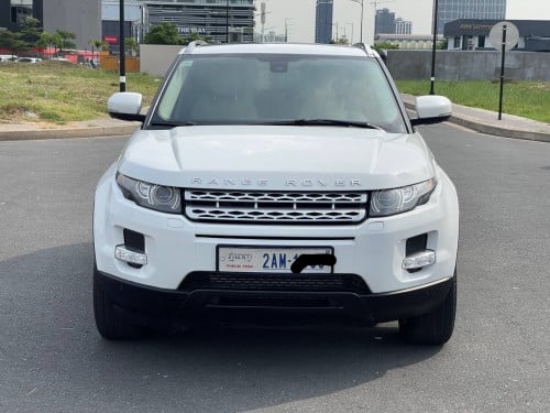 Rang Rover evogue ឆ្នាំ 2012 (សាំង)