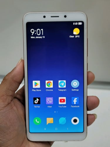 Redmi 6A Ram3 Rom32 Sim2 សំណុំហ្សុីន ថ្មកាន់