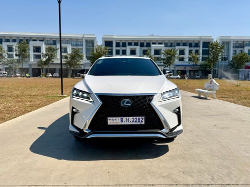 RX350 2017 Luxury Upgrade F-Sport Full Option ទ្បានធានាមិនបុក មិកាត់ត មិនច្រេស