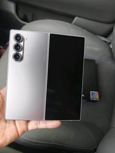 Samsung Galaxy Z Fold6 512G ស៊ីម២ របស់ក្រុមហ៊ុននៅស្អាតដូចថ្មី