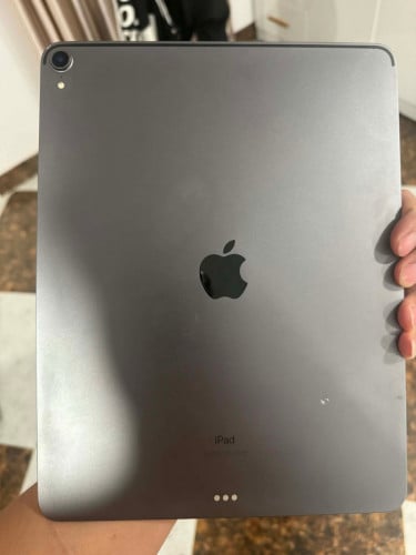 Sell ipad 12.9” pro 2018 64gb wifi only X/A