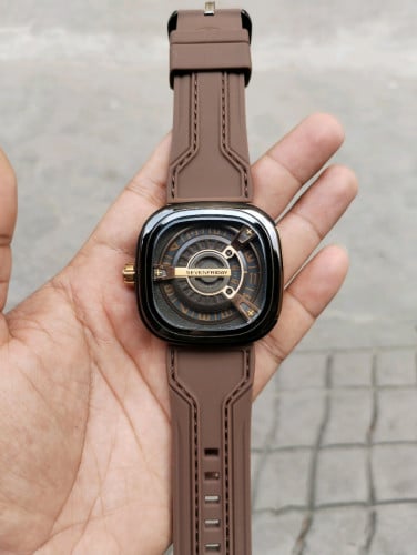 SevenFriday Auto 👉 JAPAN